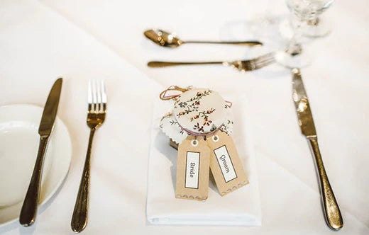 Candles, Cards & Coupons: A Pro's Guide To Wedding Favours